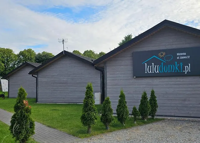 Holiday home Luludomki Mielenko